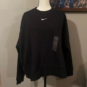 Nike Women’s 2X sweatshirt NWT